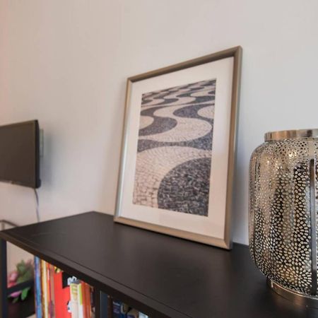 Comfortable Apartment In Campo Pequeno Lisboa Exteriör bild
