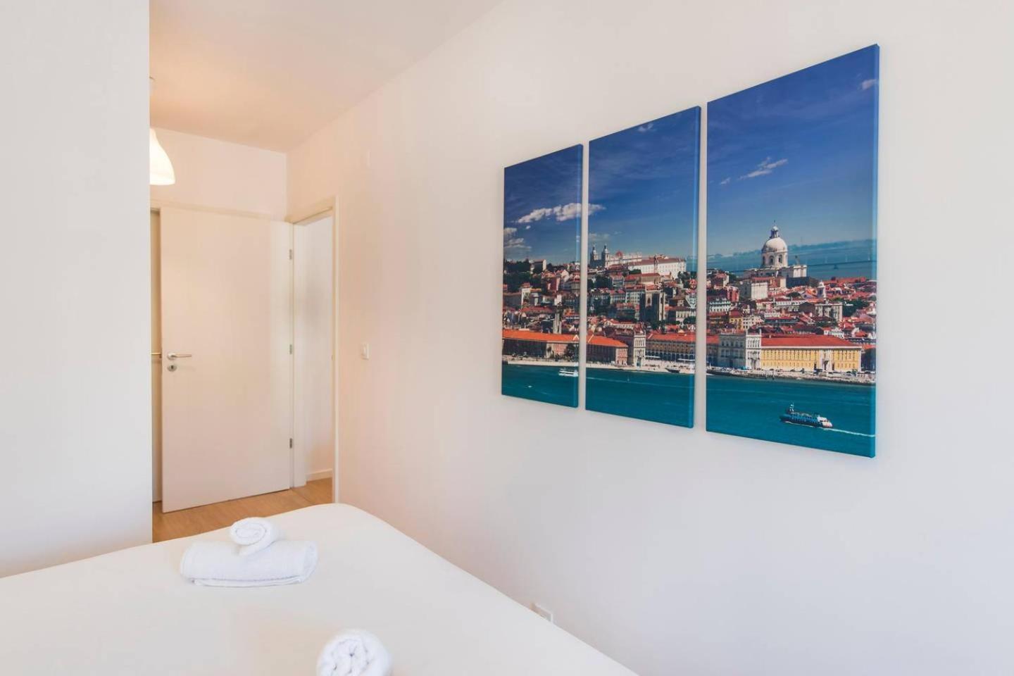 Comfortable Apartment In Campo Pequeno Lisboa Exteriör bild